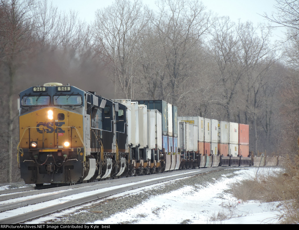 CSX 948 on I017